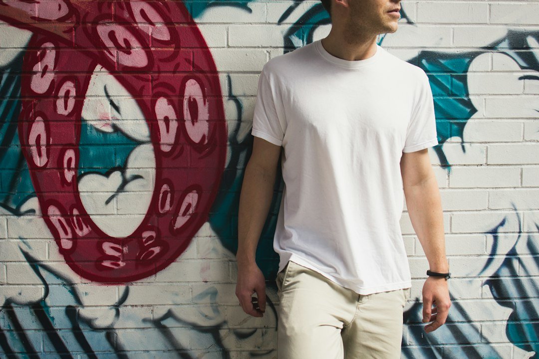 Why Choose a Round Neck T-Shirt?