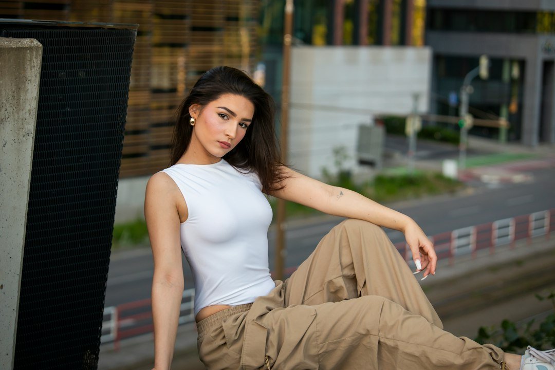 1. Crop Top + High-Waist Jeans