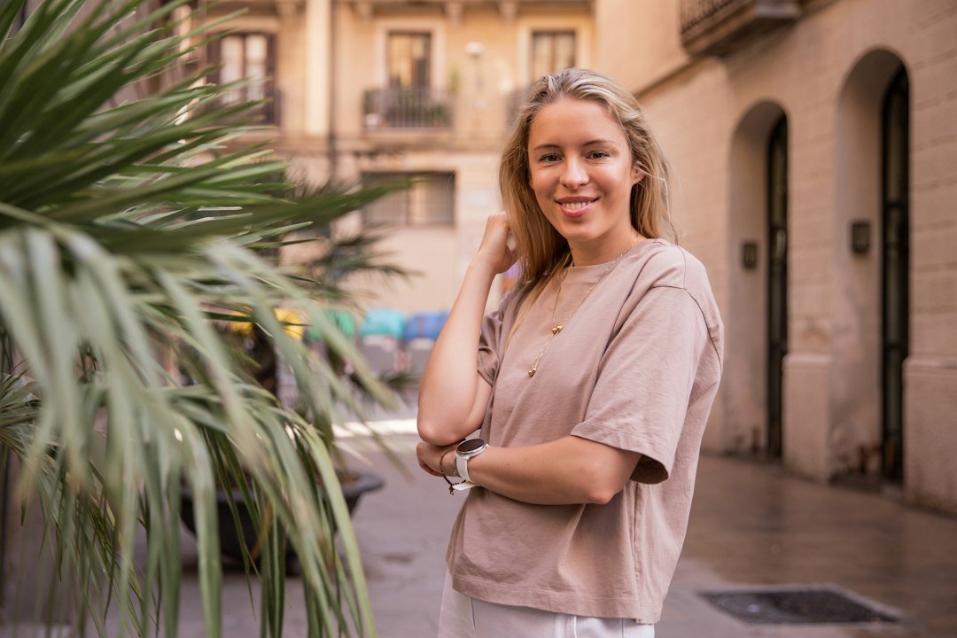 Relaxed plain T-shirt illustrating an uncomplicated top choice