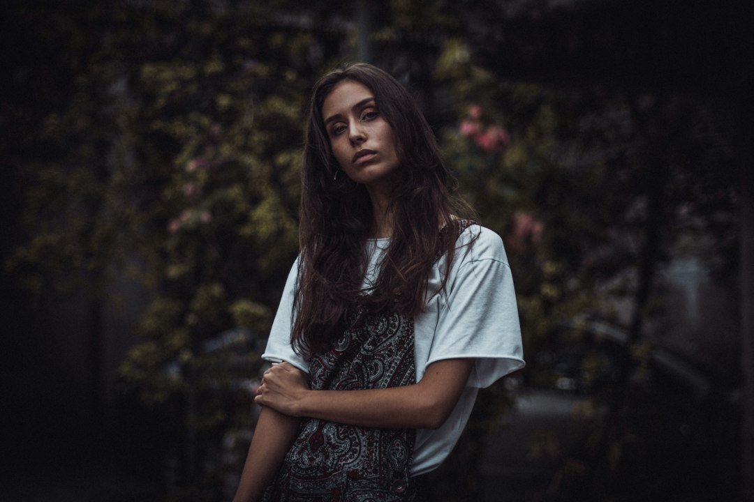 15. Care tips for frequently washed tees - street style outfit